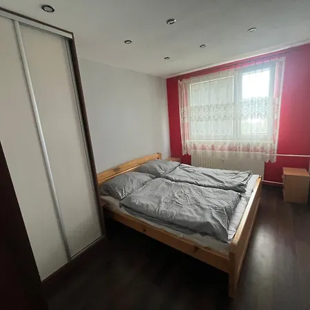 Pekny 3 Izbovy V Cadci *